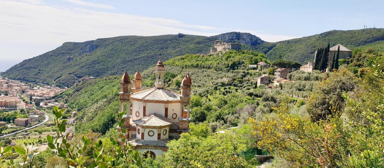 פינאלה ליגורה Agriturismo Alveare מראה חיצוני תמונה