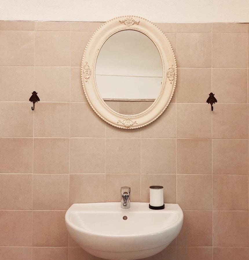 פינאלה ליגורה Agriturismo Alveare מראה חיצוני תמונה