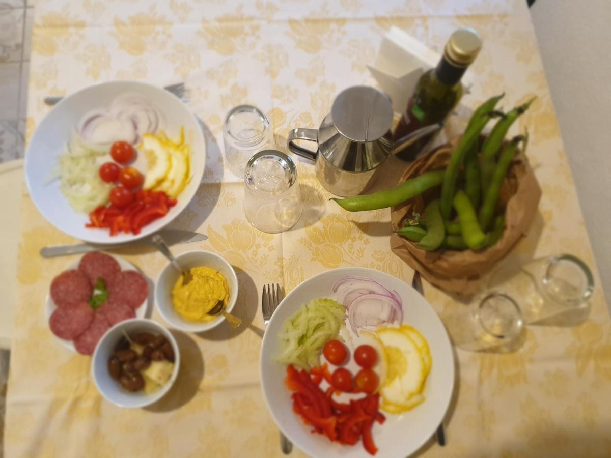 פינאלה ליגורה Agriturismo Alveare מראה חיצוני תמונה